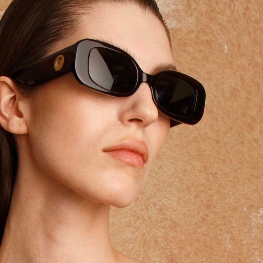 Sunglasses Linda Farrow | The Lola | Rectangular Sunglasses In Black (C1)